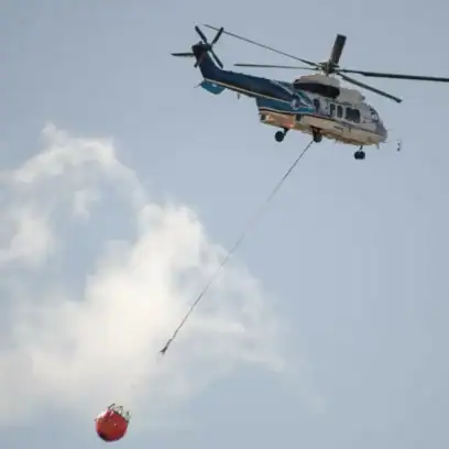 firefighting helicopter